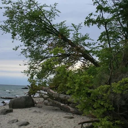 Minna Mit Grossem Balkon Goehren (Ruegen)